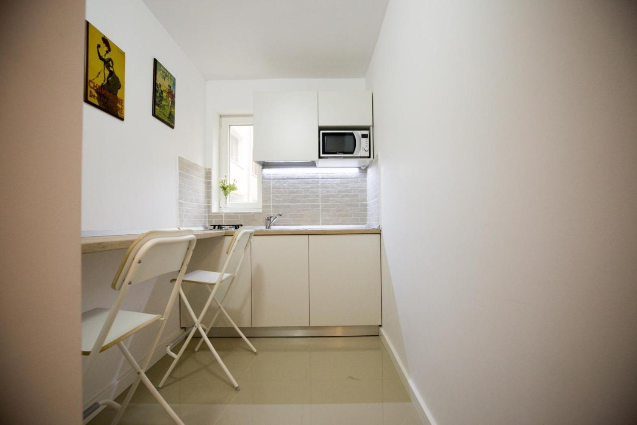 Best Room Бухарест Экстерьер фото